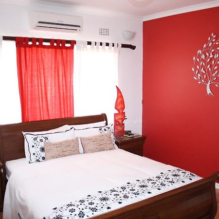 Sunflower Court Bed And Breakfast Gaborone Eksteriør bilde